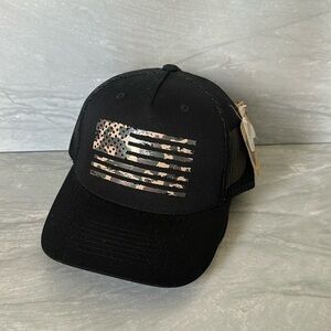 Men’s Camo Flag Cap